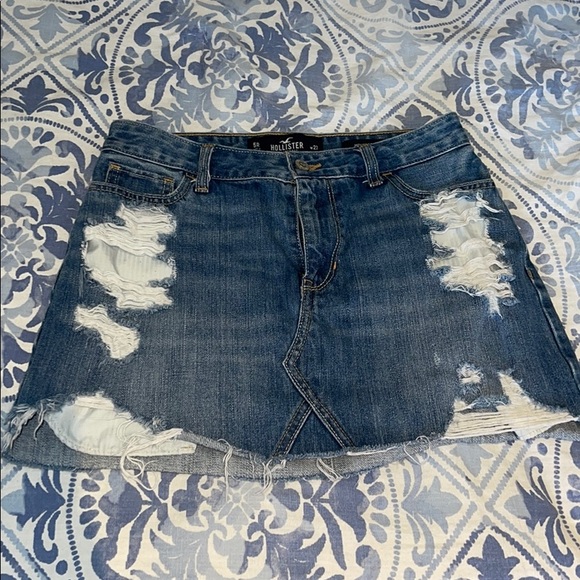 Ripped Jean Mini Skirt💕✨ - Picture 1 of 5